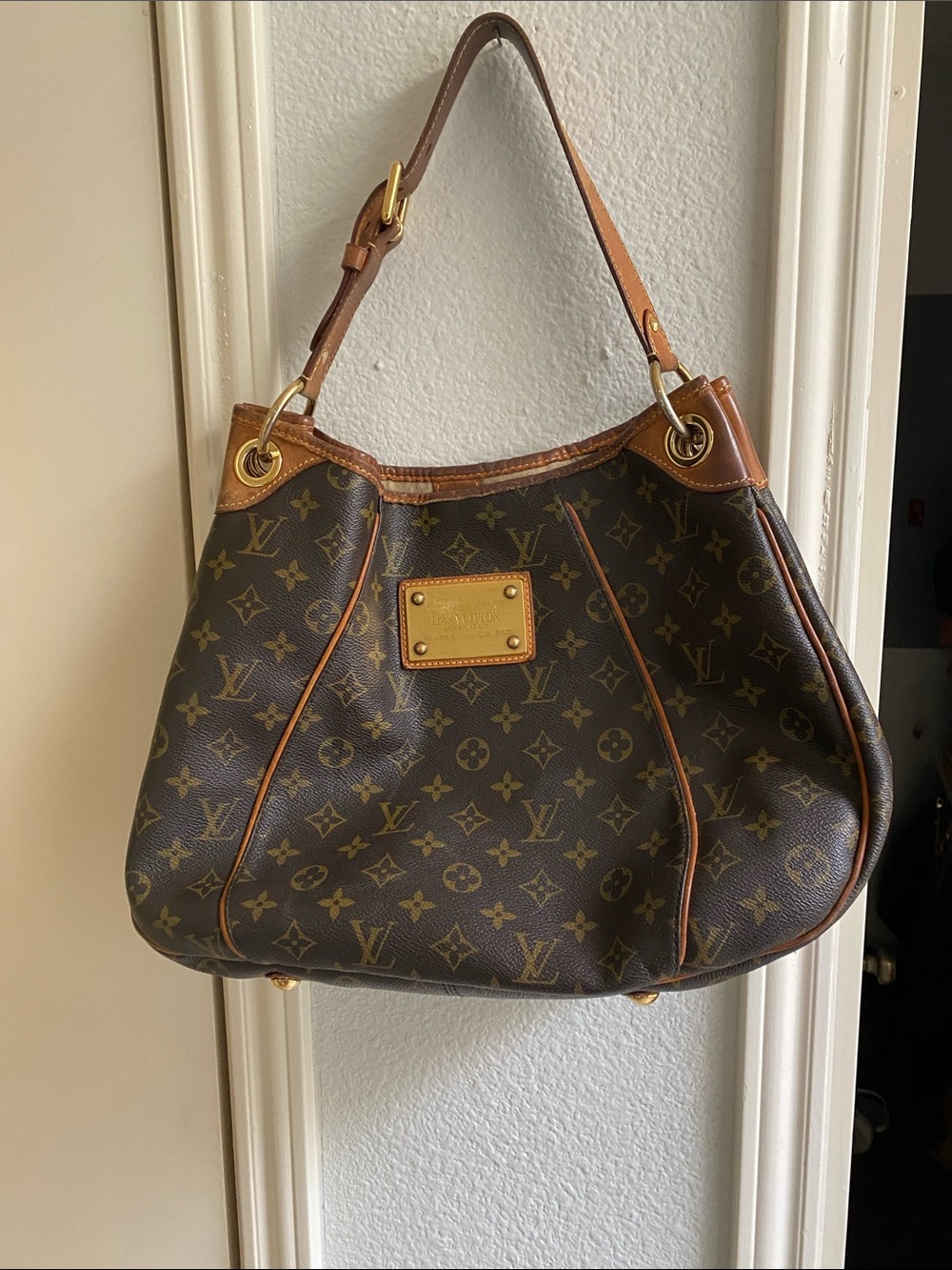 Louis Vuitton Monogram Canvas Hobo Galleria PM